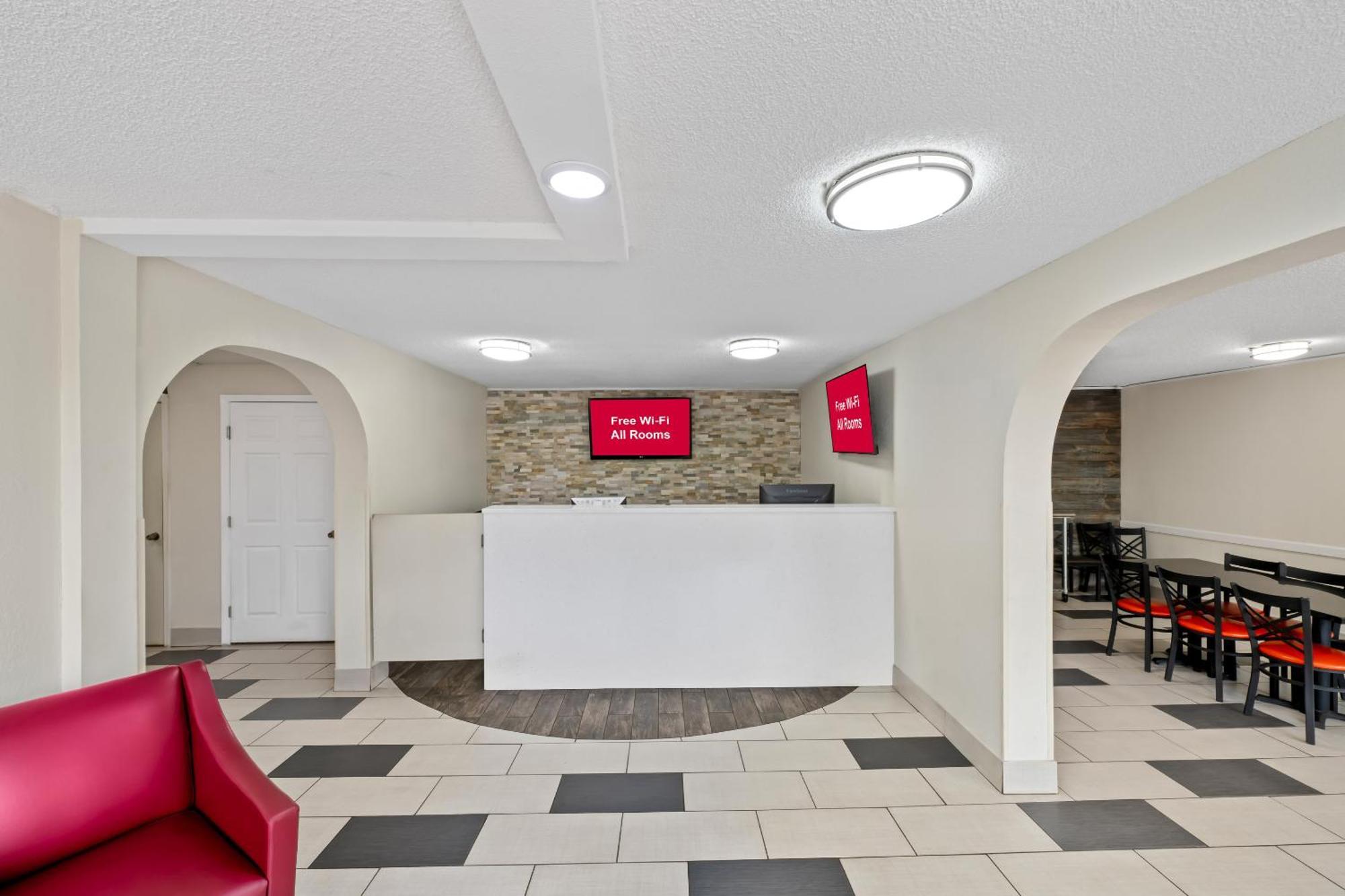Red Roof Inn Charlotte - Airport מראה חיצוני תמונה