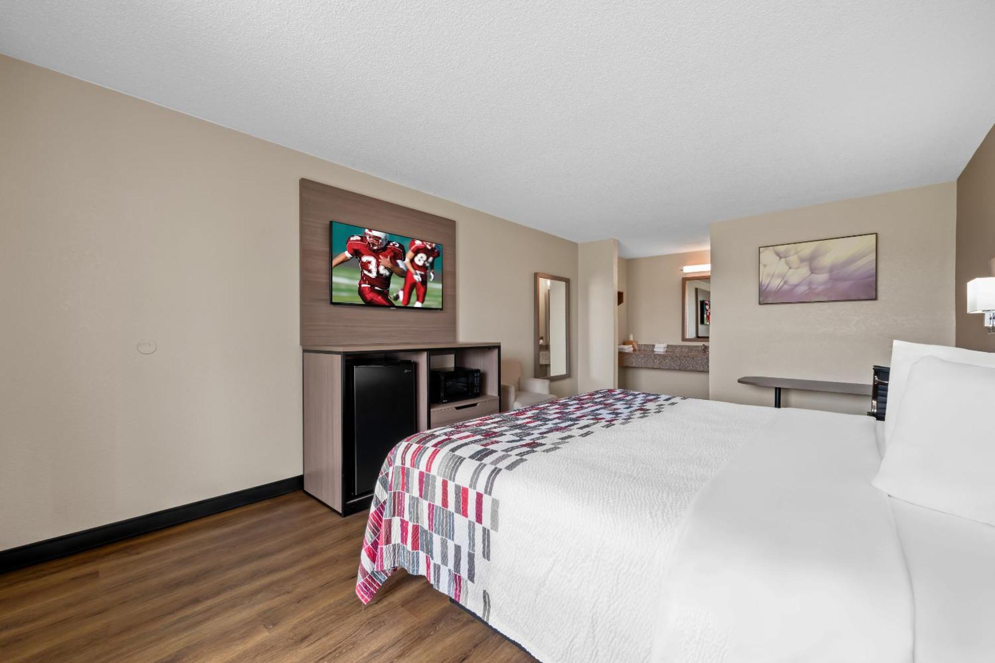 Red Roof Inn Charlotte - Airport מראה חיצוני תמונה