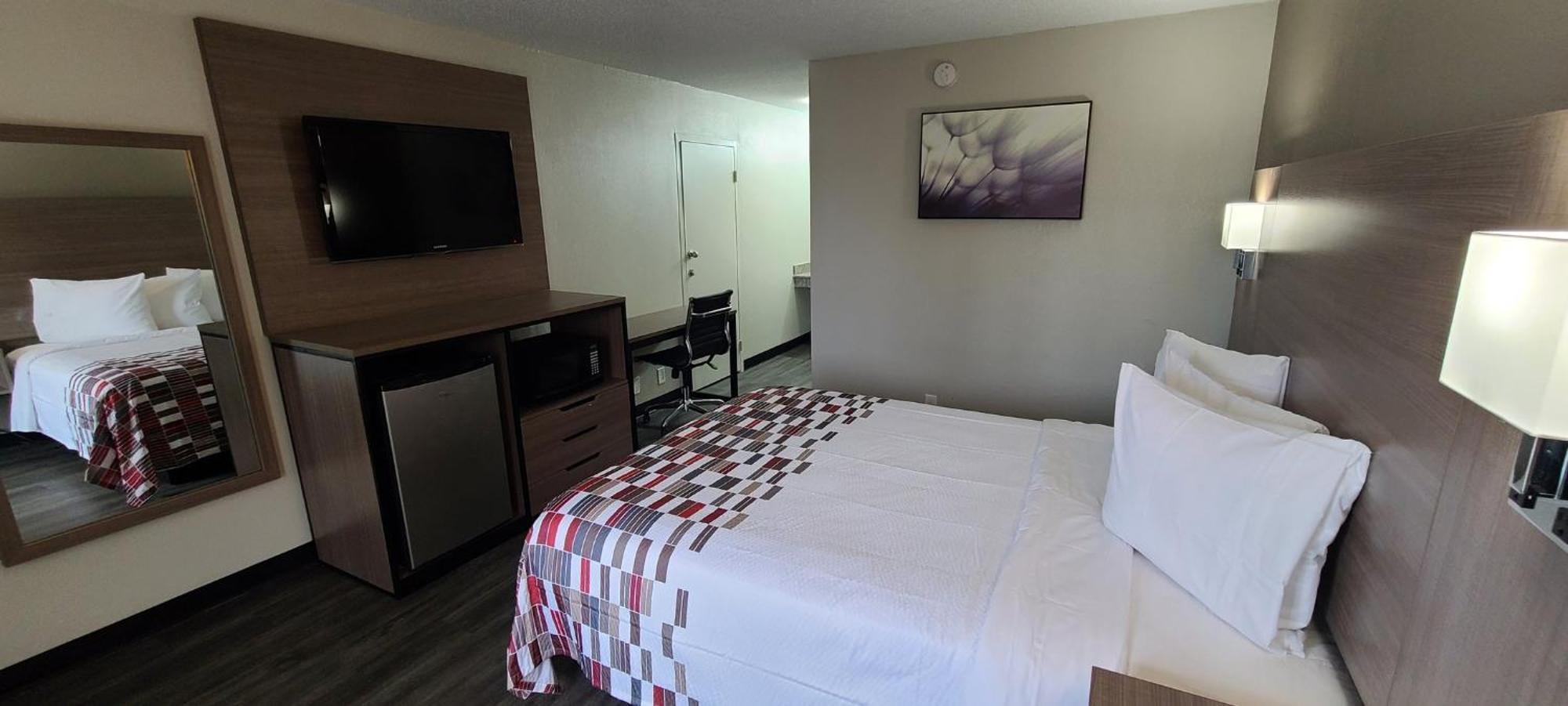 Red Roof Inn Charlotte - Airport מראה חיצוני תמונה