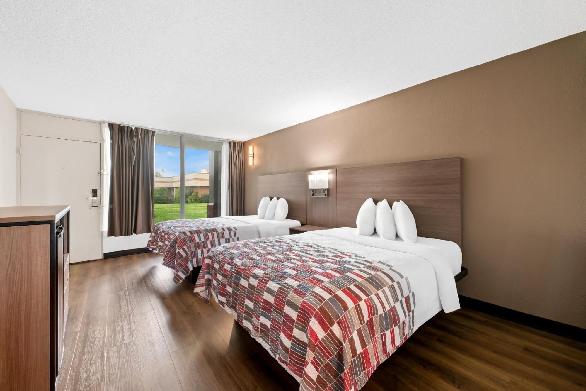 Red Roof Inn Charlotte - Airport מראה חיצוני תמונה