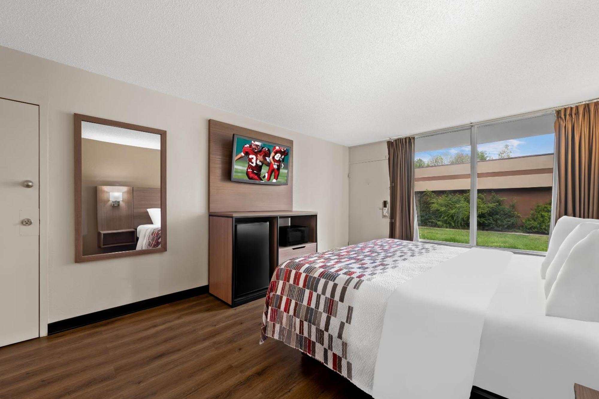 Red Roof Inn Charlotte - Airport מראה חיצוני תמונה