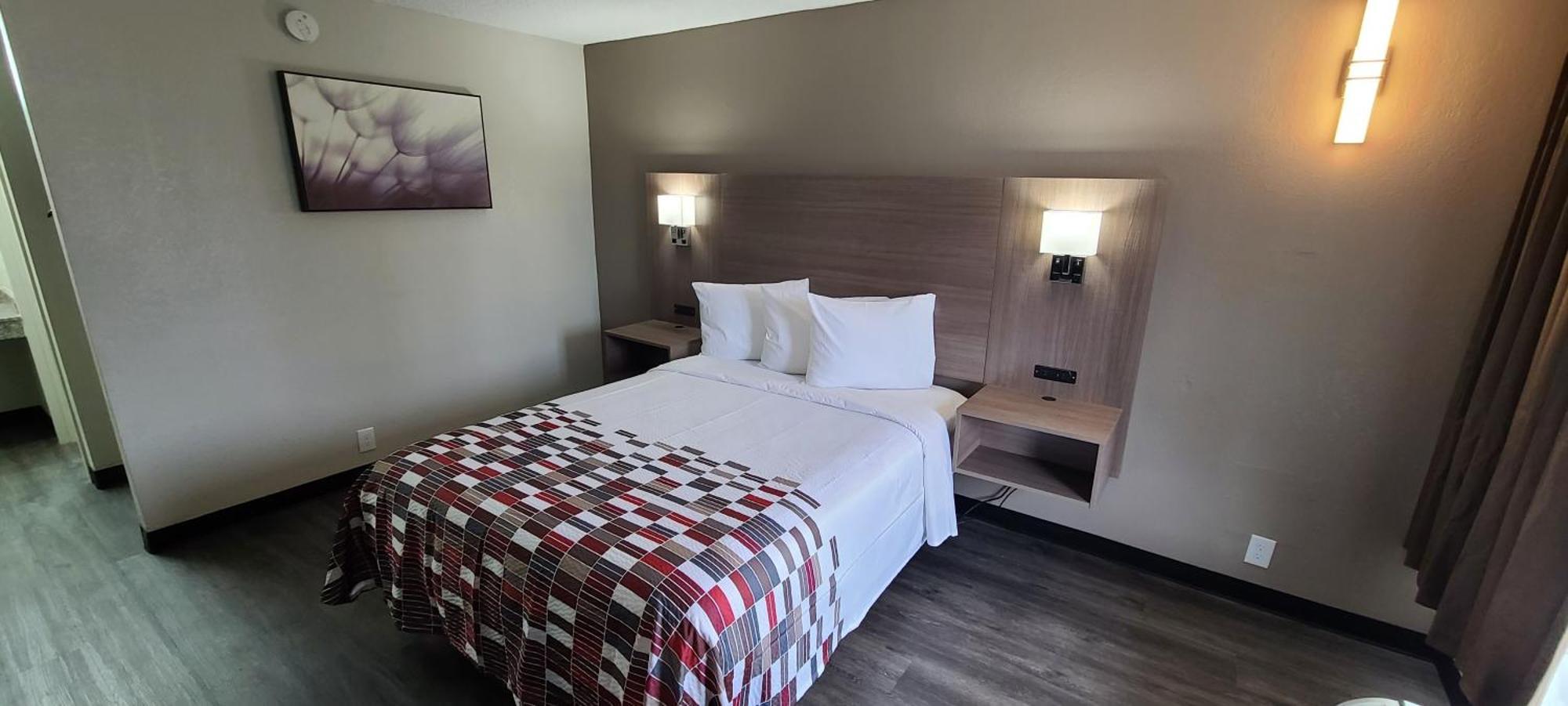 Red Roof Inn Charlotte - Airport מראה חיצוני תמונה