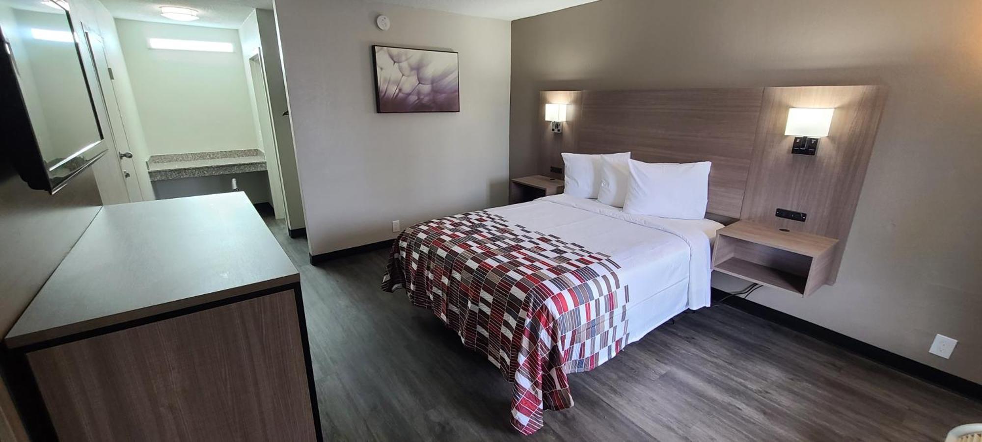 Red Roof Inn Charlotte - Airport מראה חיצוני תמונה
